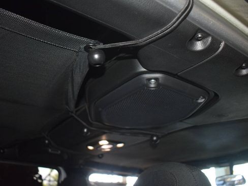 Used 2020 Jeep Wrangler Unlimited Sport AWD/4WD image 36