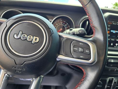 Used 2020 Jeep Wrangler Unlimited Rubicon w/ Quick Order Package 28Y Recon AWD/4WD image 23