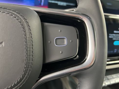 New 2026 Lincoln Nautilus Premier w/ Equipment Group 102A image 21