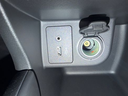 Used 2025 Nissan Kicks Play S image 20