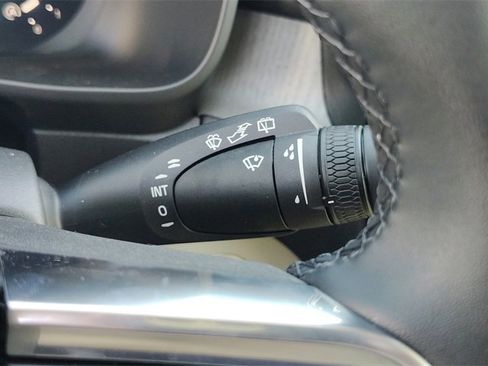 New 2026 Volvo XC40 B5 Ultra w/ Climate Package image 15