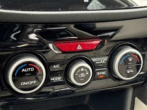 Used 2022 Subaru Forester Limited w/ Popular Package #3 image 20