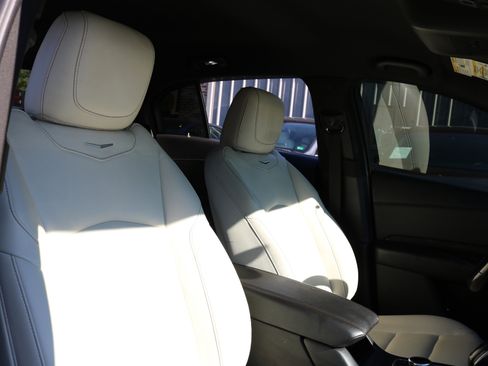 Used 2019 Cadillac XT4 Sport image 43