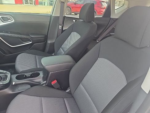 Used 2023 Kia Soul LX w/ Option Group 015 image 9