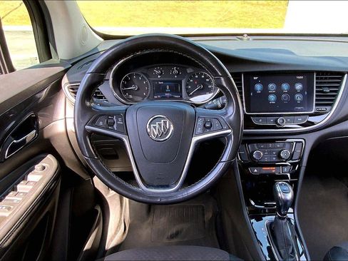 Used 2019 Buick Encore Preferred FWD image 5