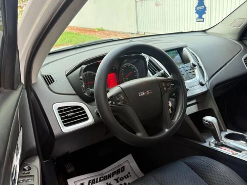 Used 2015 GMC Terrain SLE FWD image 14
