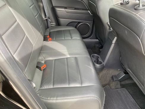 Used 2015 Jeep Patriot High Altitude AWD/4WD image 31