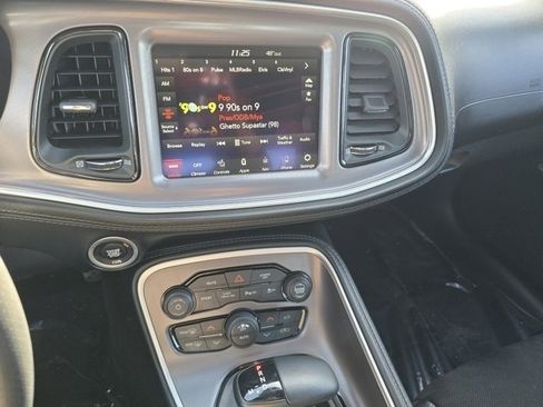 Used 2022 Dodge Challenger R/T w/ Plus Package image 38