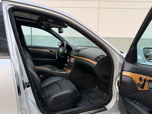 Used 2008 Mercedes-Benz E 63 AMG Sedan image 20