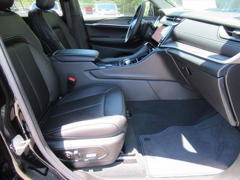 New 2026 Jeep Grand Cherokee Limited AWD/4WD image 10