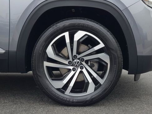 Used 2023 Volkswagen Atlas SEL image 9