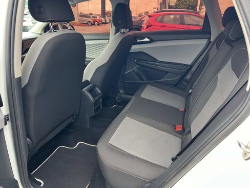 Certified 2022 Volkswagen Taos S image 20