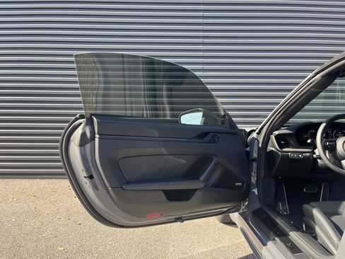 Certified 2025 Porsche 911 Carrera 4 GTS image 18