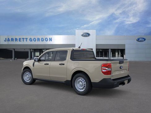 New 2025 Ford Maverick XL image 4