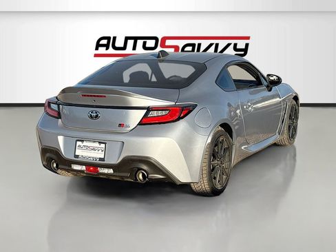 Used 2024 Toyota GR86 Premium image 7