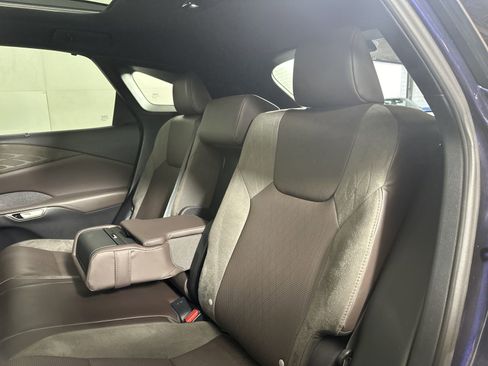 Used 2024 Lexus RX 350 w/ Convenience Package image 8