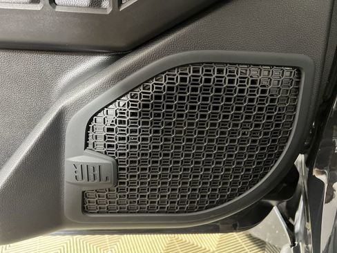 Used 2024 Toyota Tacoma Trailhunter AWD/4WD image 23