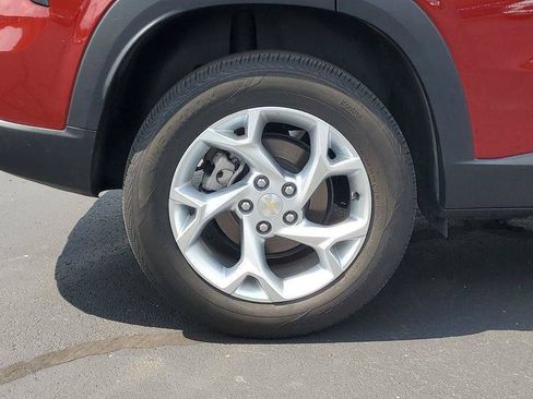 Certified 2024 Chevrolet Trax LS w/ LS Convenience Package FWD image 28