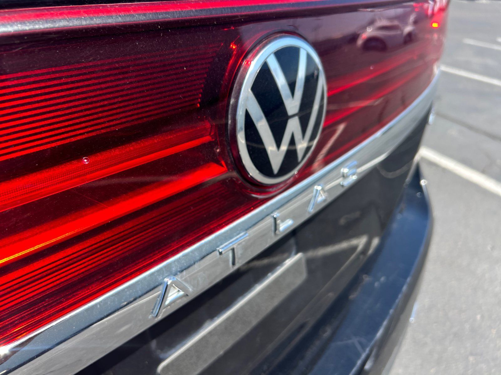 Certified 2025 Volkswagen Atlas SEL AWD/4WD image 23