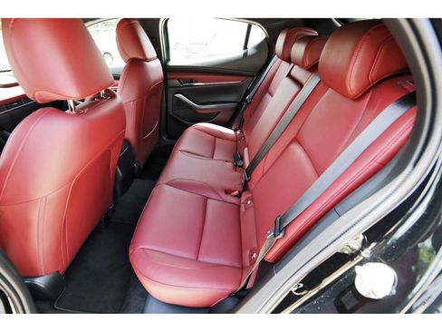 Used 2026 MAZDA MAZDA3 2.5 S Hatchback w/ Premium Pkg FWD image 12