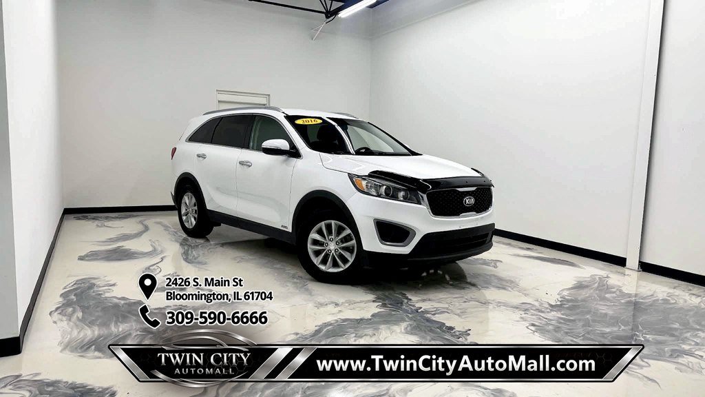 Used 2016 Kia Sorento AWD w/ LX Convenience Package image 1