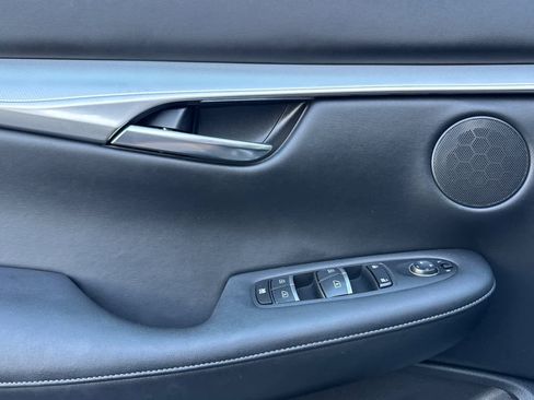 Used 2019 INFINITI QX50 Luxe w/ Navigation Package image 12