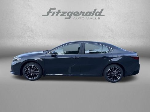 Used 2026 Toyota Camry XLE AWD/4WD image 4