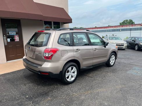 Used 2015 Subaru Forester 2.5i w/ Alloy Wheel Package AWD/4WD image 5