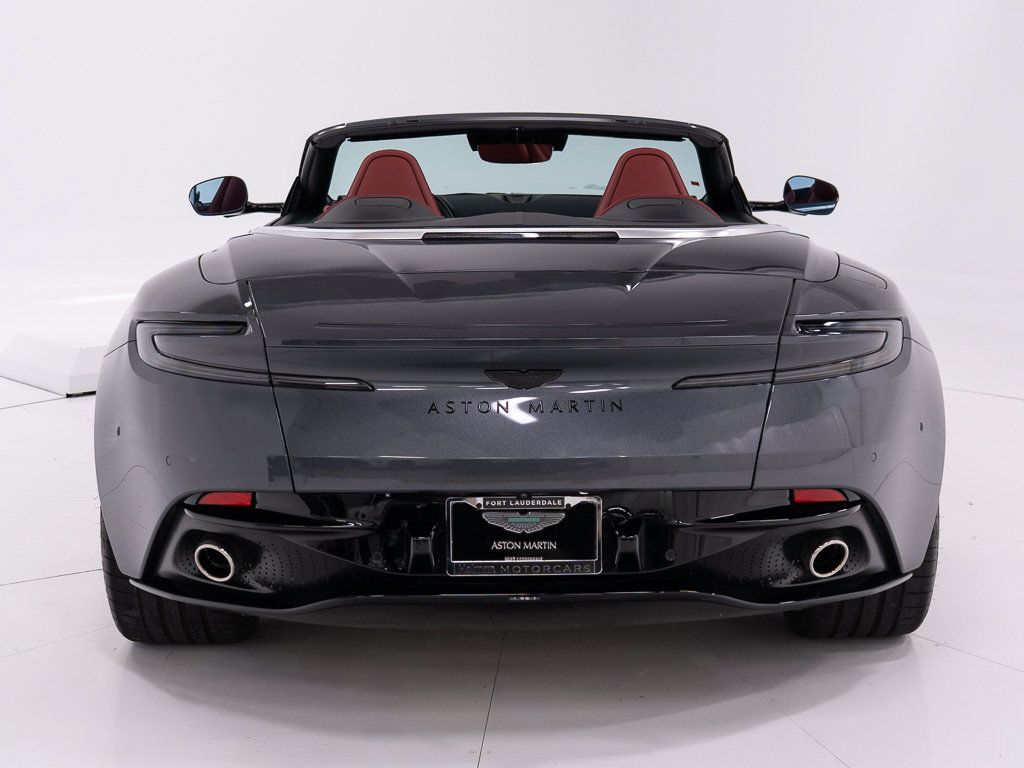 Used 2025 Aston Martin DB12 Convertible RWD image 4