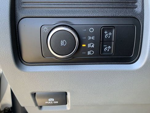 New 2025 Ford F350 XL w/ XL Chrome Package RWD image 23