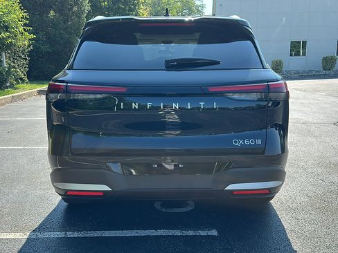 New 2026 INFINITI QX60 Luxe w/ Cargo Package image 4