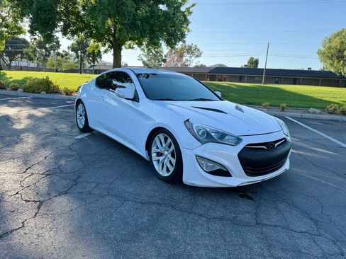 Used 2015 Hyundai Genesis 3.8 RWD image 33