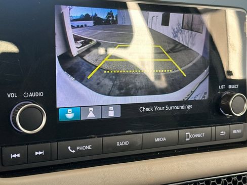 Certified 2023 Honda HR-V LX image 22