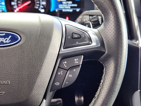 Used 2023 Ford Edge ST image 18