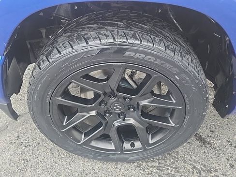 Used 2019 RAM 1500 Laramie image 13