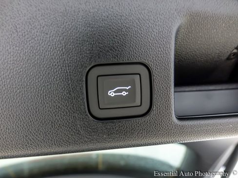 New 2026 Chevrolet Equinox EV LT image 22