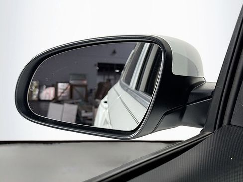 Used 2022 Hyundai Kona Limited image 45