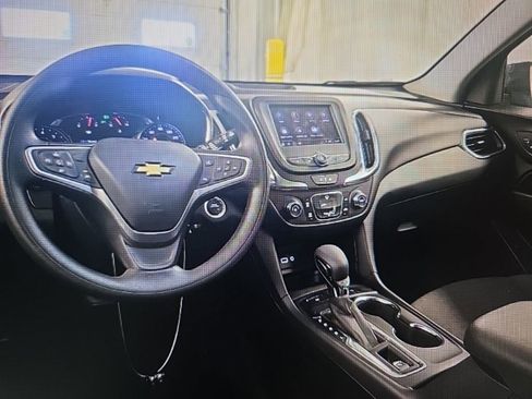 Used 2023 Chevrolet Equinox LT image 11