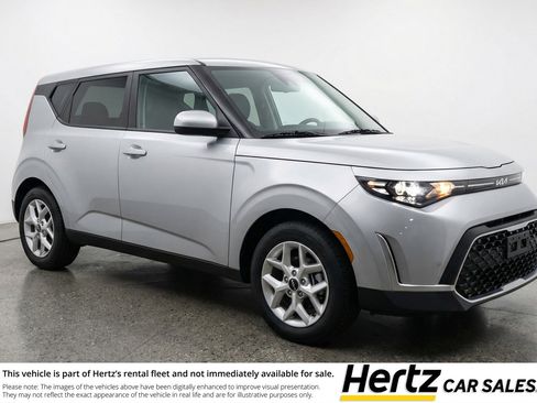 Used 2025 Kia Soul LX w/ LX Technology Package image 1