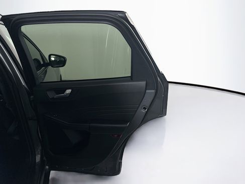 Used 2024 Ford Escape ST-Line image 31