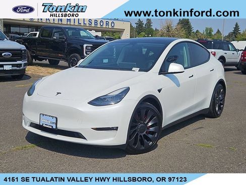 Used 2022 Tesla Model Y Performance AWD/4WD image 1