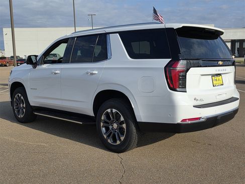 New 2026 Chevrolet Tahoe LS image 7