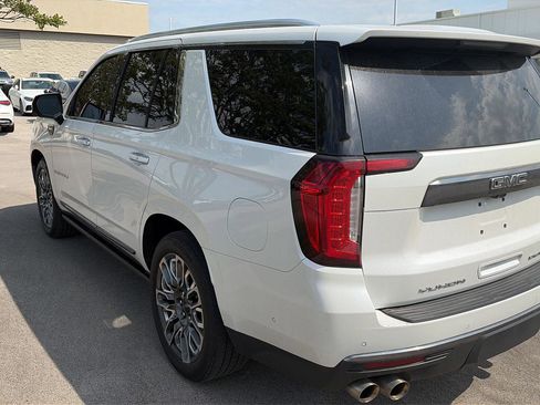 Used 2023 GMC Yukon Denali Ultimate AWD/4WD image 13