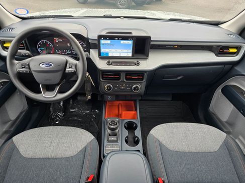 Used 2022 Ford Maverick XLT image 5