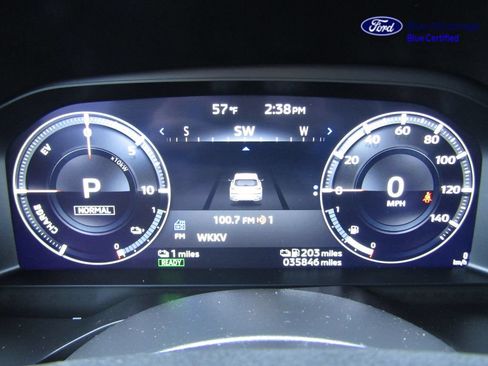 Used 2024 Mitsubishi Outlander SEL AWD/4WD image 14