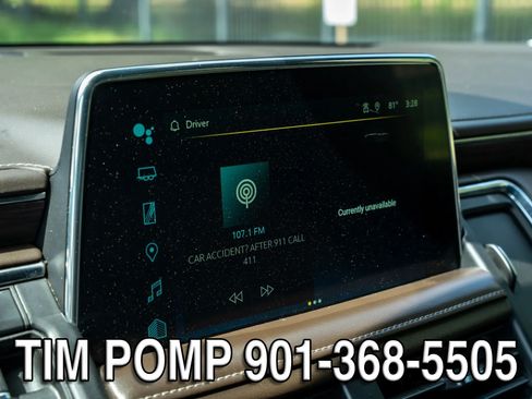 Used 2022 Chevrolet Suburban LT w/ Luxury Package RWD image 21