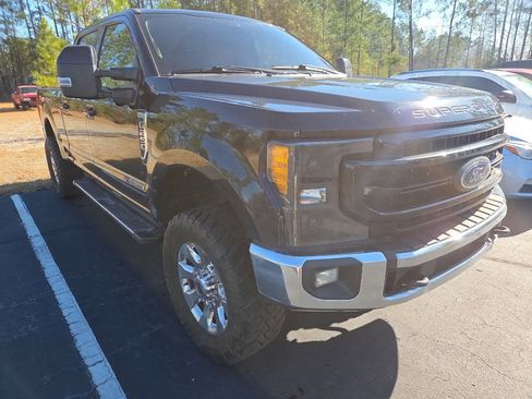Used 2020 Ford F250 Lariat w/ Lariat Value Package image 6