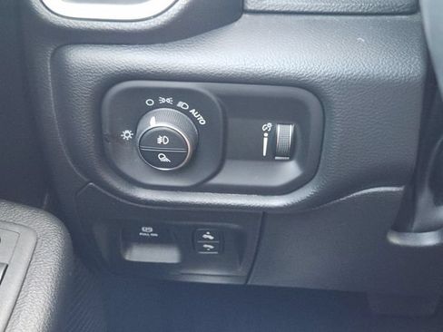 Used 2022 RAM 1500 Lone Star AWD/4WD image 24