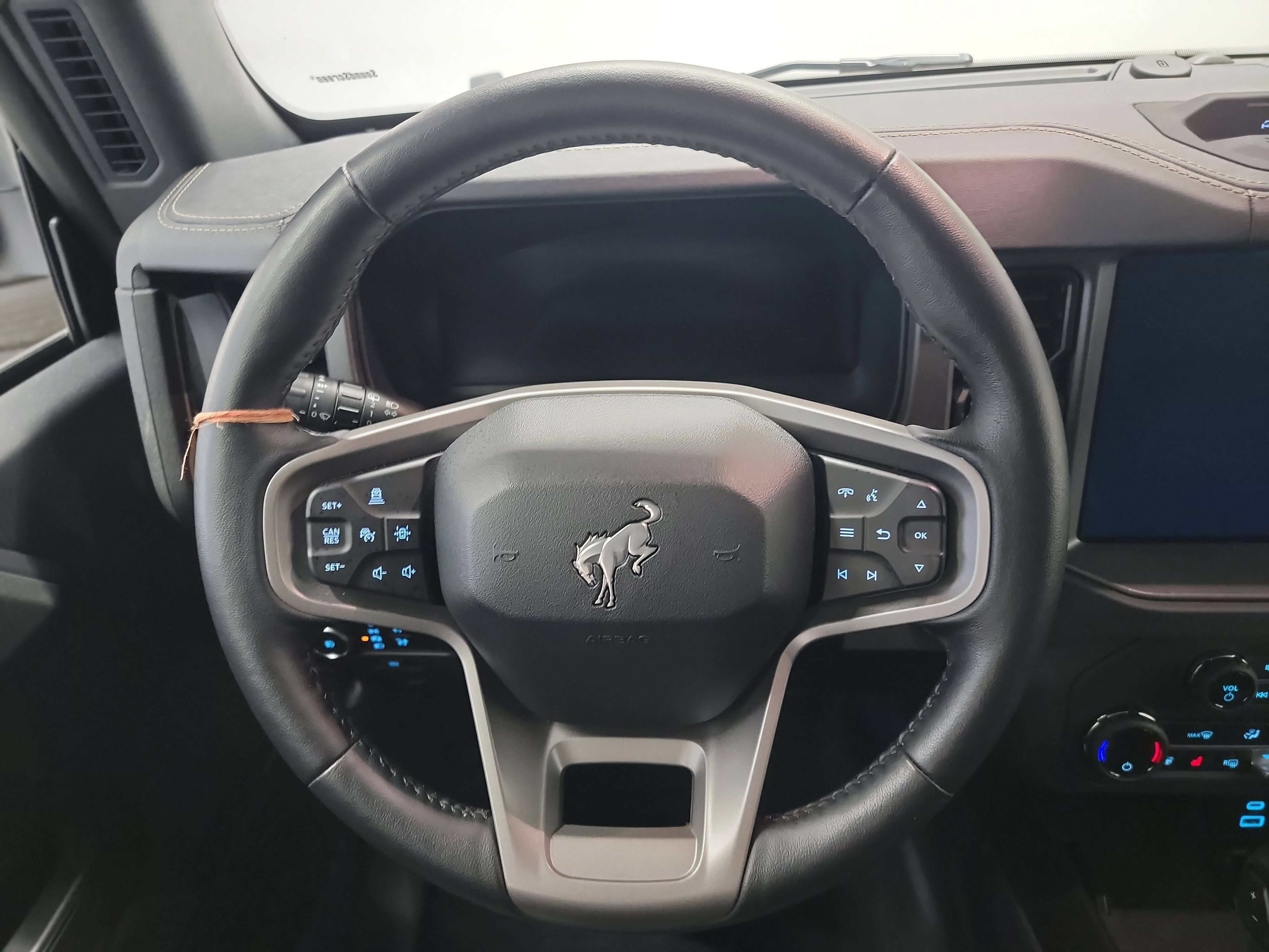 Used 2025 Ford Bronco Badlands AWD/4WD image 17