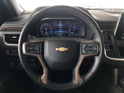 Certified 2024 Chevrolet Suburban High Country image 37